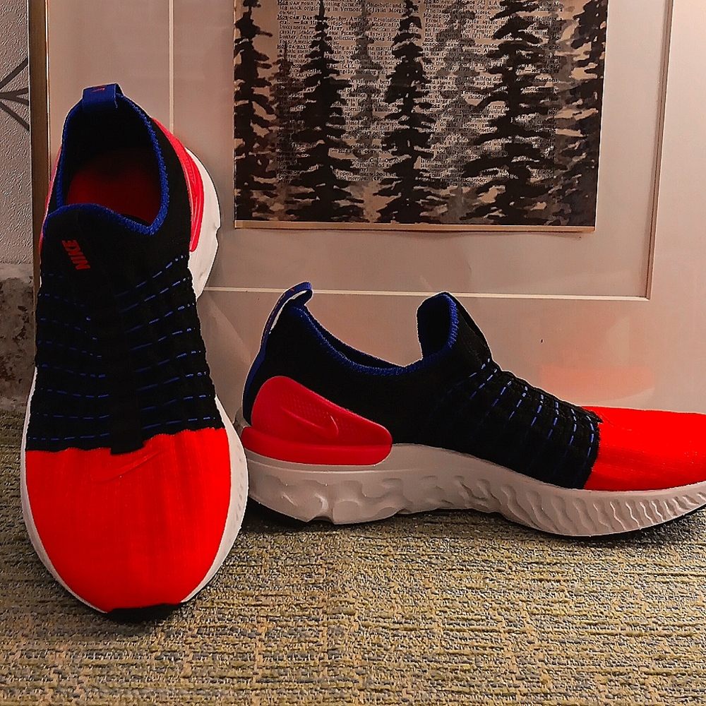 Nike React Phantom Flyknit 2 Slip  On Sneakers Women size 8